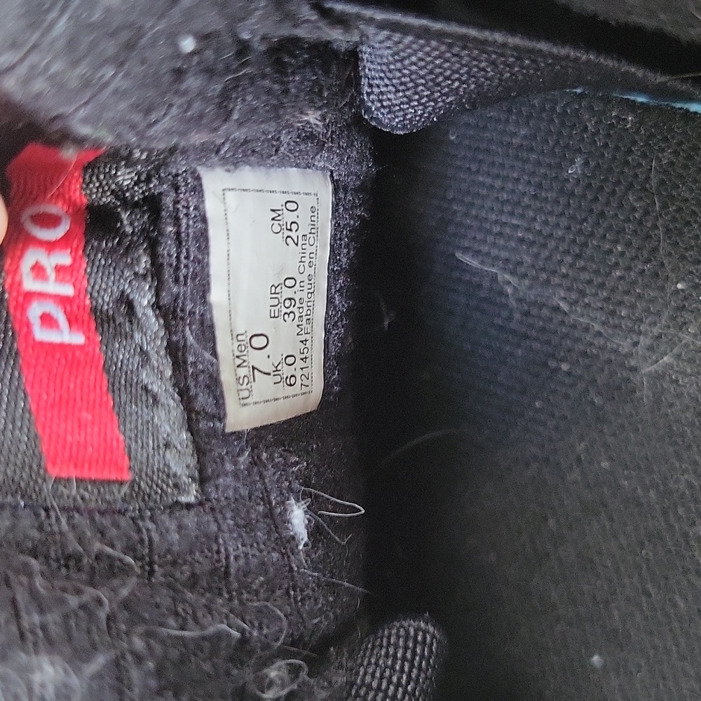 Vans - Picture 3 of 4